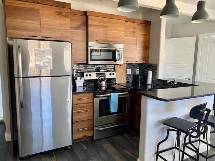 | The Flagstone Boutique Inn & Suites