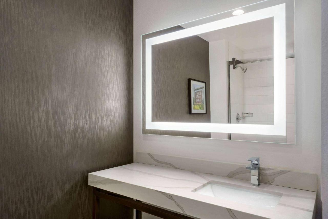 King Room - Non-Smoking at La Quinta Inn & Suites by Wyndham Denver Parker
