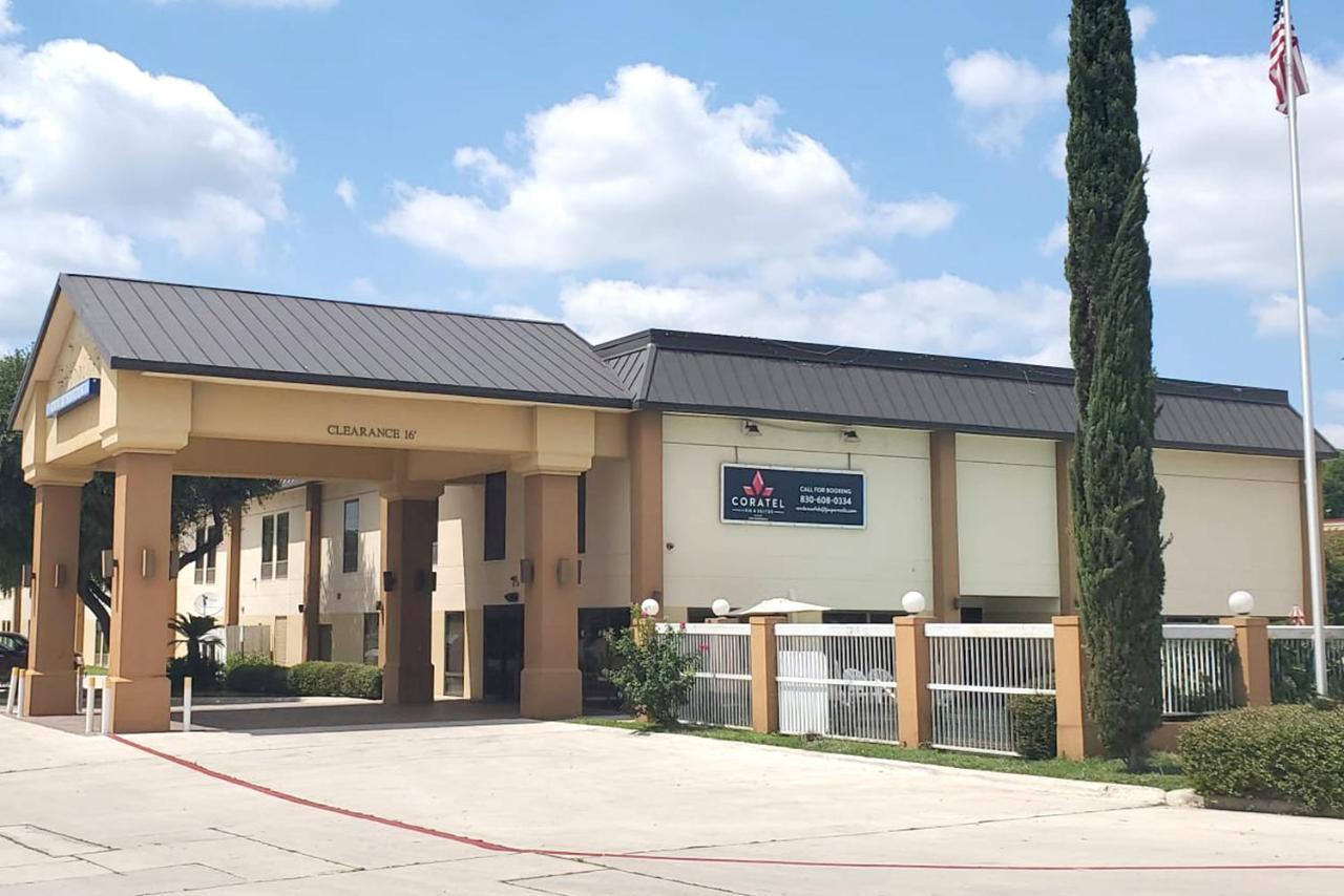 | Coratel Inn & Suites by Jasper New Braunfels