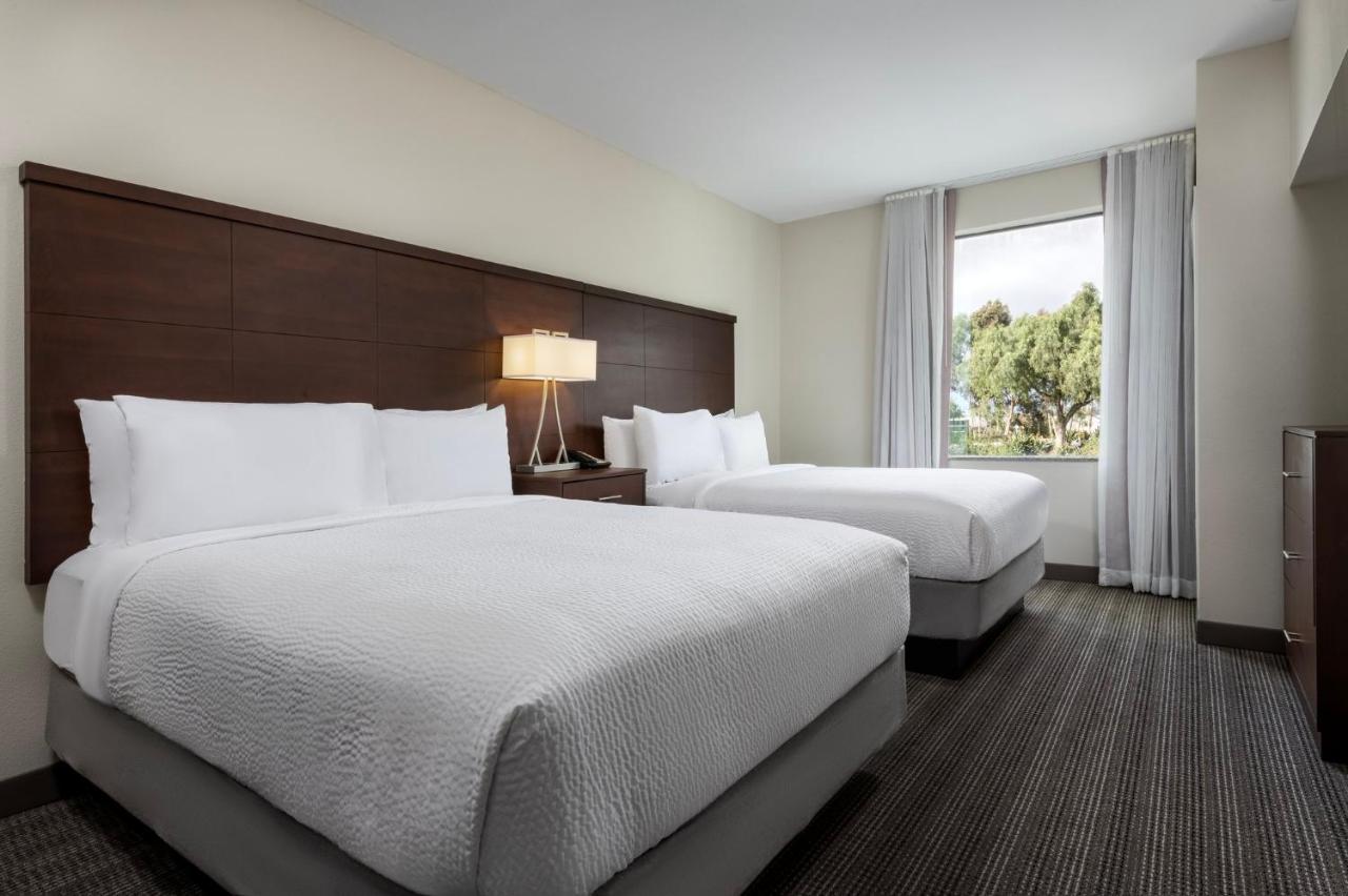 | Staybridge Suites Carlsbad, an IHG Hotel