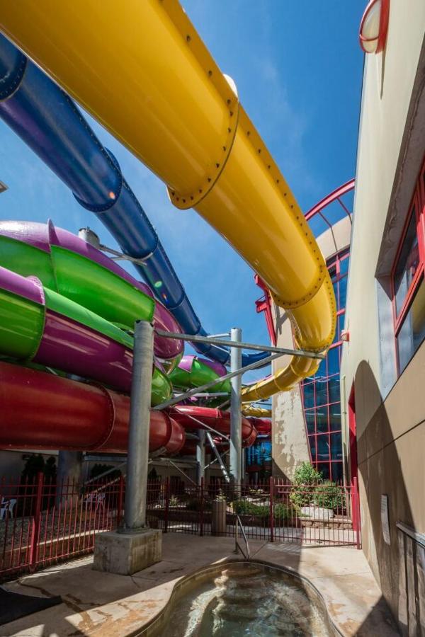  | Triple Play Resort Hotel & Suites