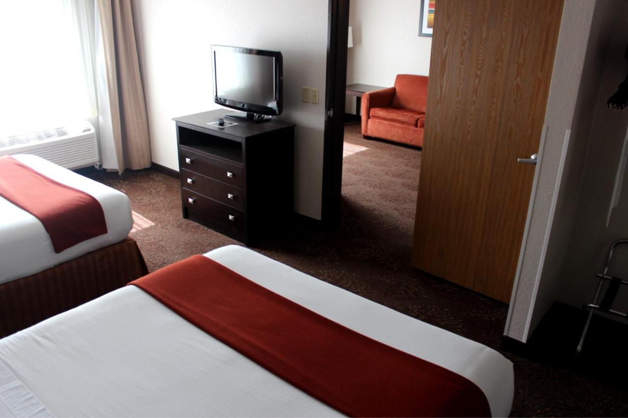 | Holiday Inn Express Houghton-Keweenaw, an IHG Hotel