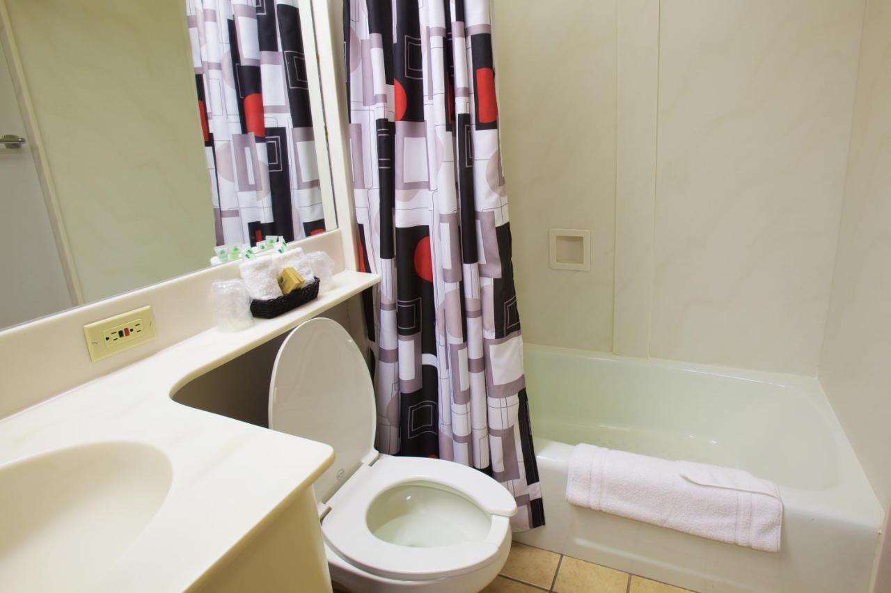 | Rutgers University Inn and Conference Center