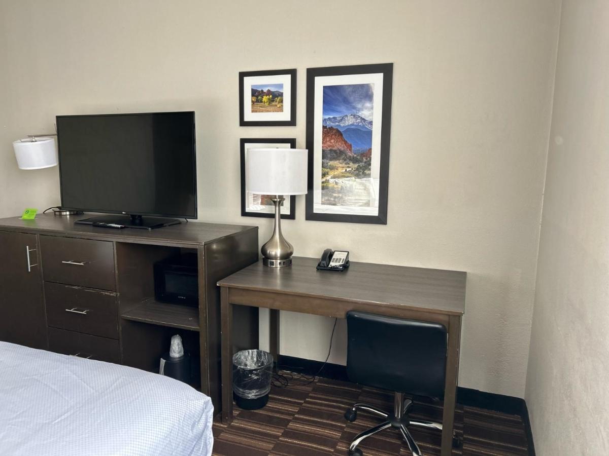 | La Quinta by Wyndham Colorado Springs North