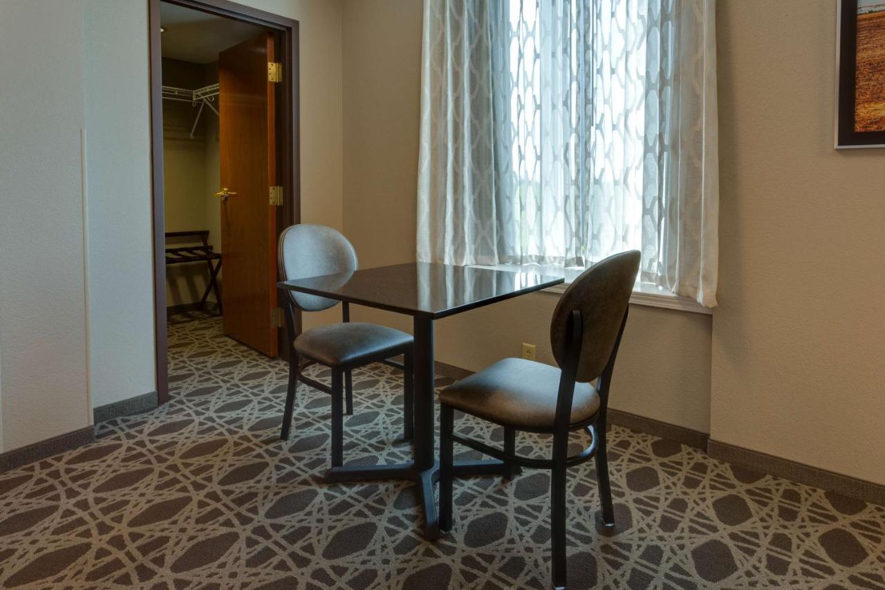 | Drury Inn & Suites Hayti Caruthersville