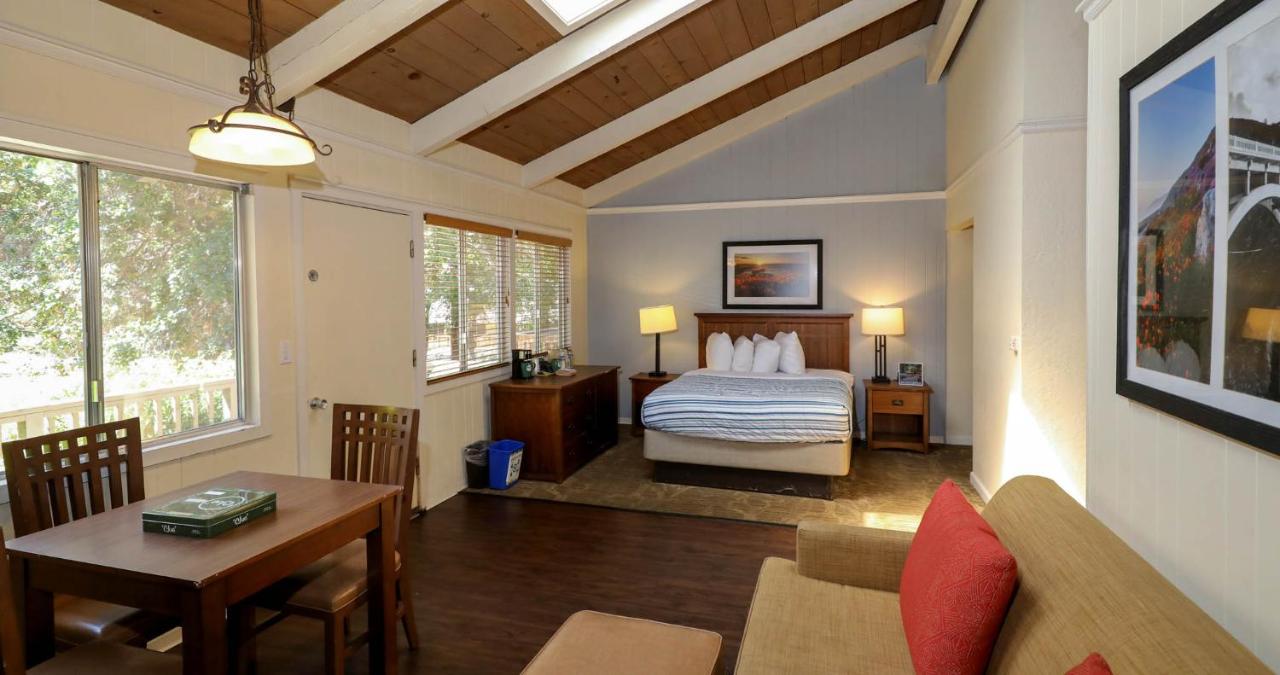 | Big Sur Lodge