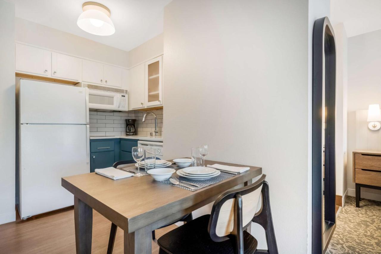 | Sonesta ES Suites San Diego - Sorrento Mesa