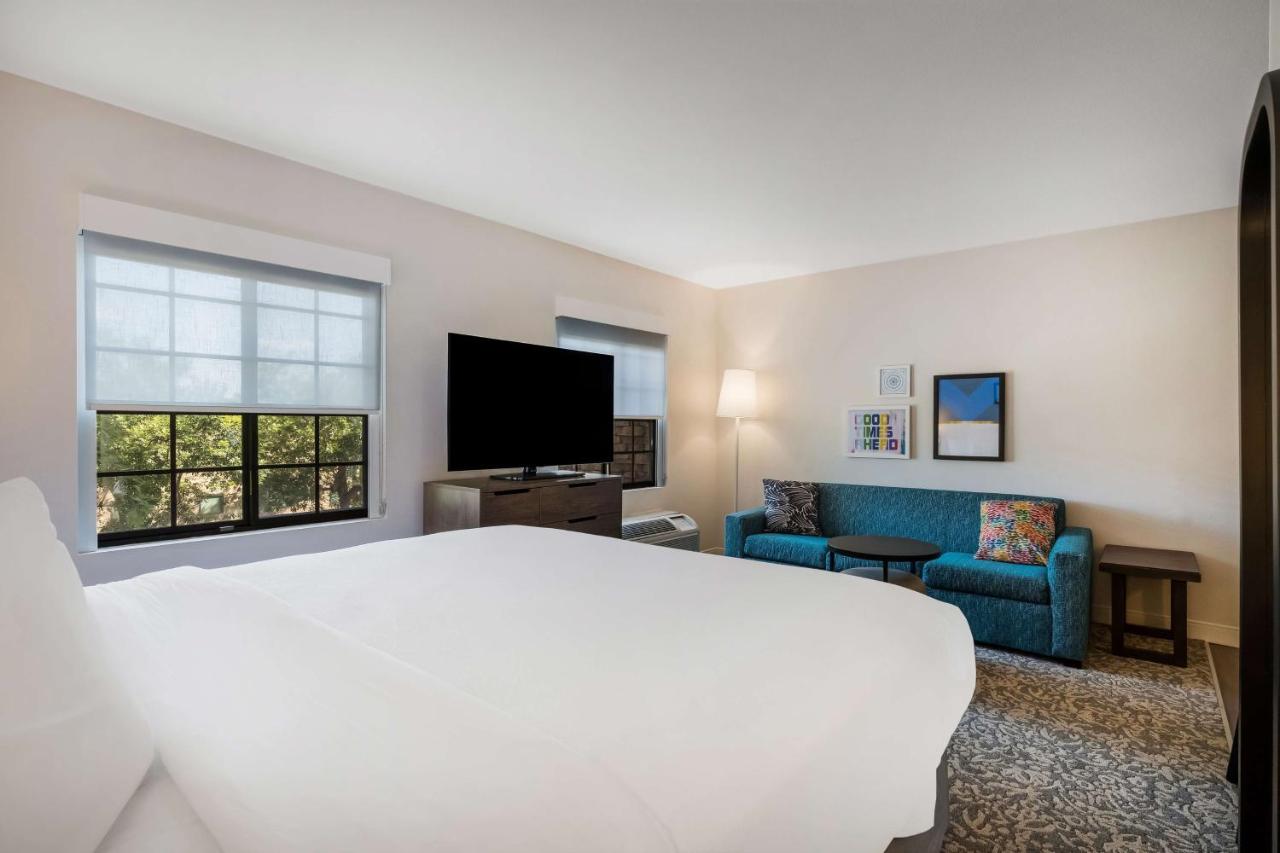 | Sonesta ES Suites San Diego - Sorrento Mesa