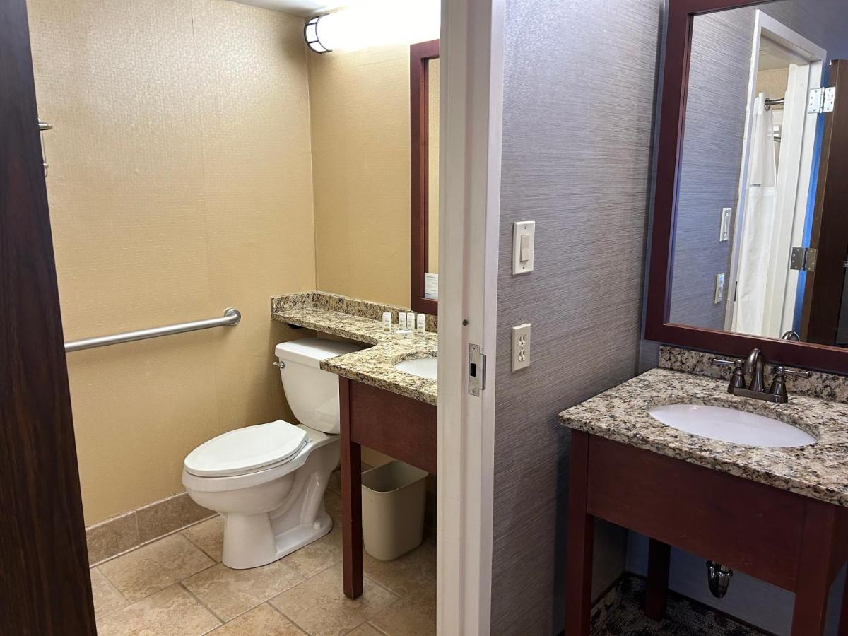 One-Bedroom Suite with Two Double Beds - Non-Smoking at Ramada Plaza by Wyndham Portland