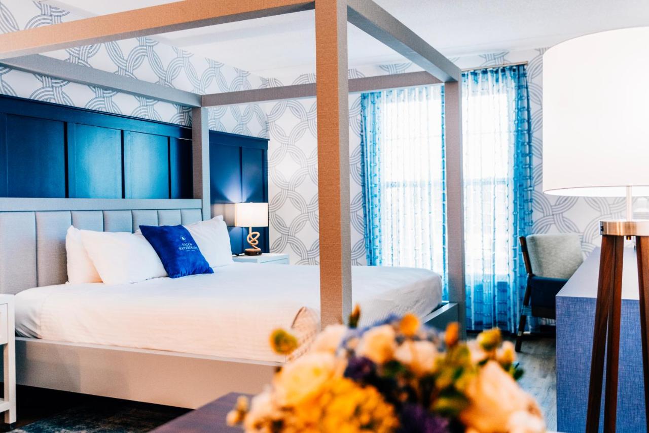Junior Suite at Salem Waterfront Hotel & Suites