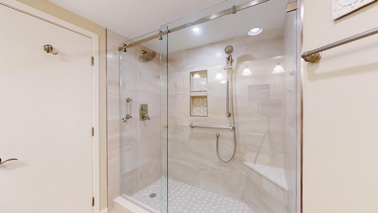 | 414 Barrington Court