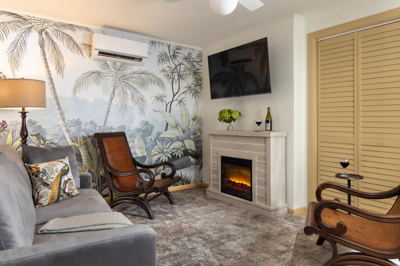 | Bayfront Marin House