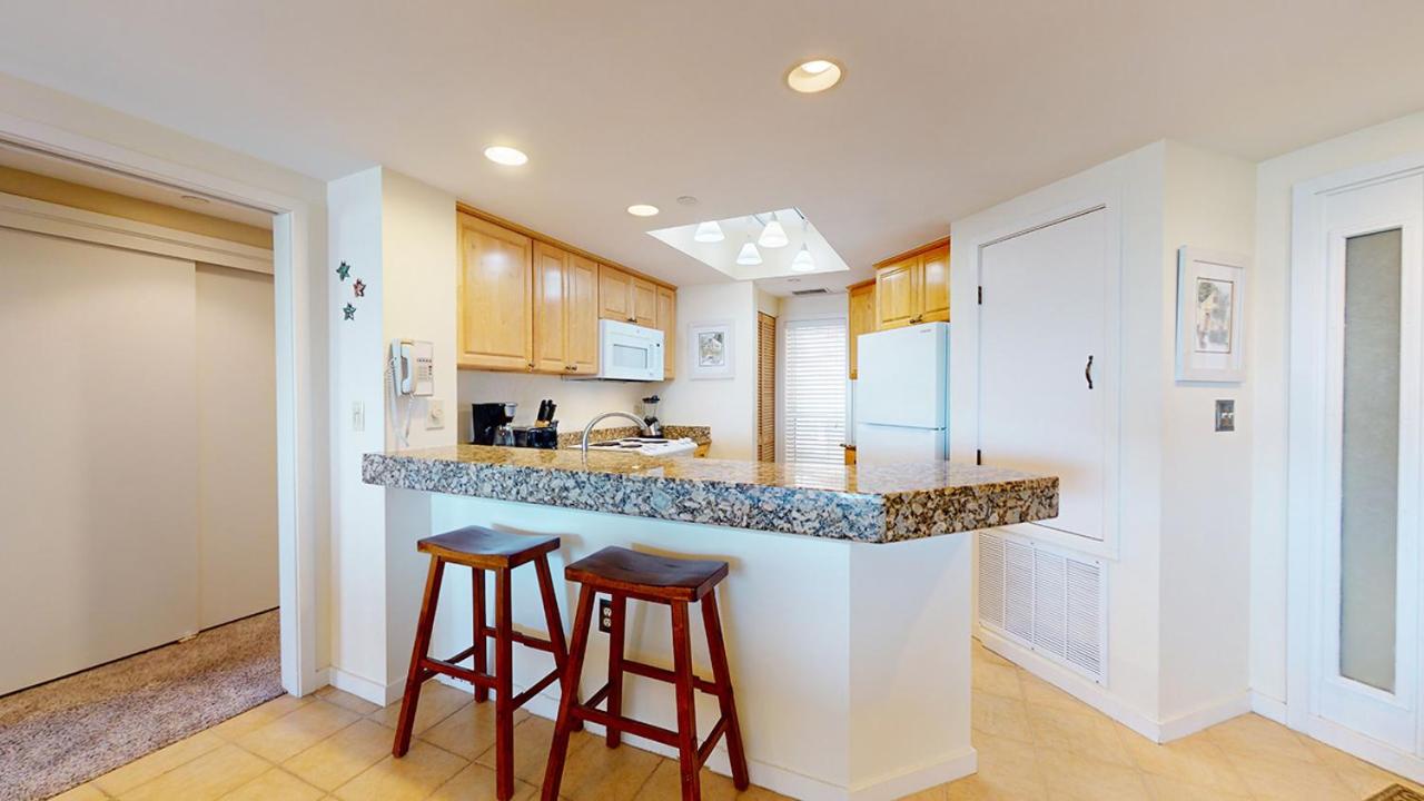 | 414 Barrington Court