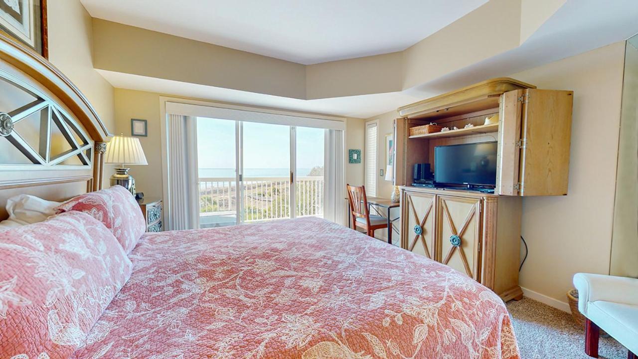 | 414 Barrington Court