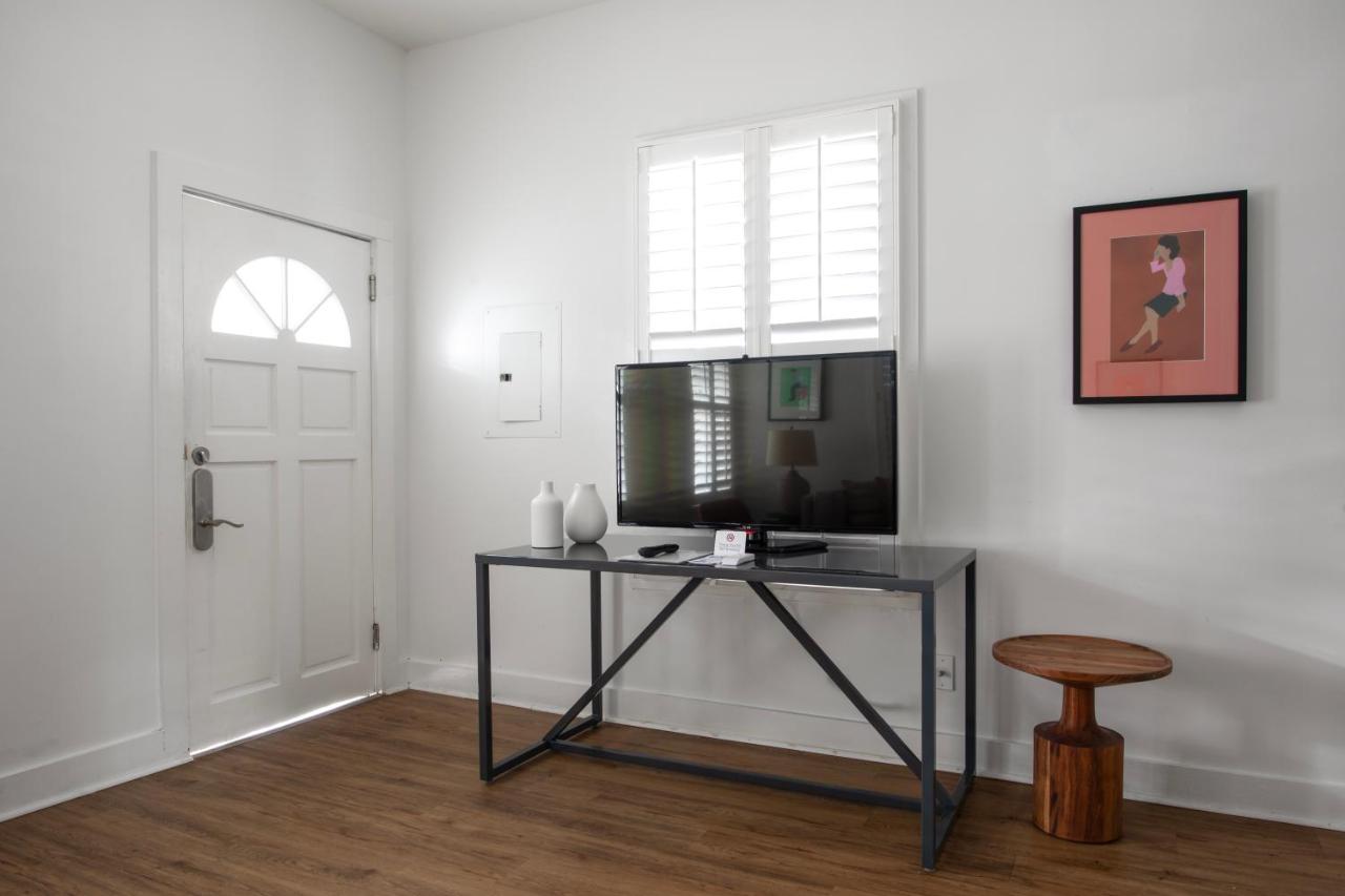 One-Bedroom Cottage at Paradise Inn Key West - Adults Only