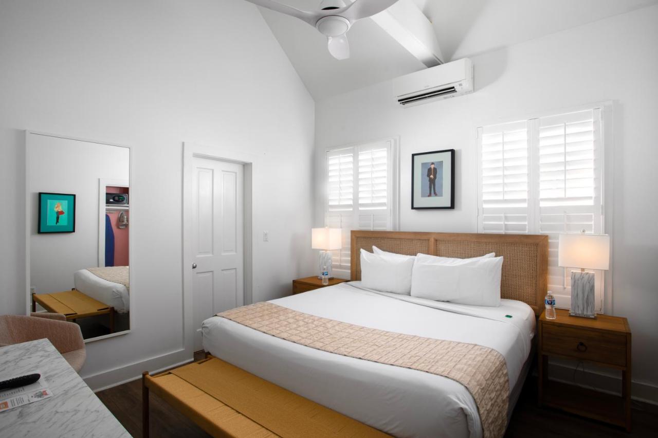 Premium Two-Bedroom Cottage at Paradise Inn Key West - Adults Only