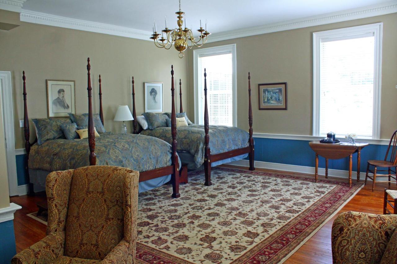 | Hale Springs Inn