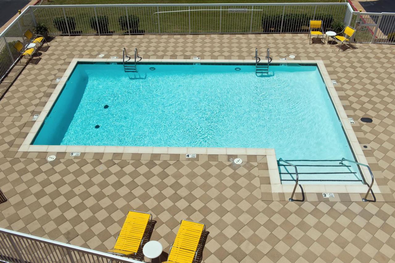 | Fairfield Inn & Suites by Marriott Lawton