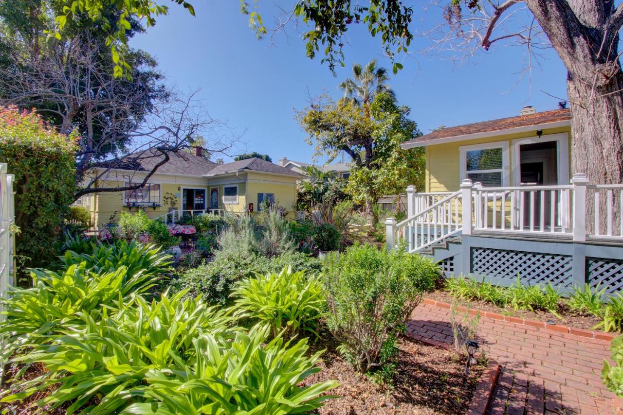 | Secret Garden Inn & Cottages