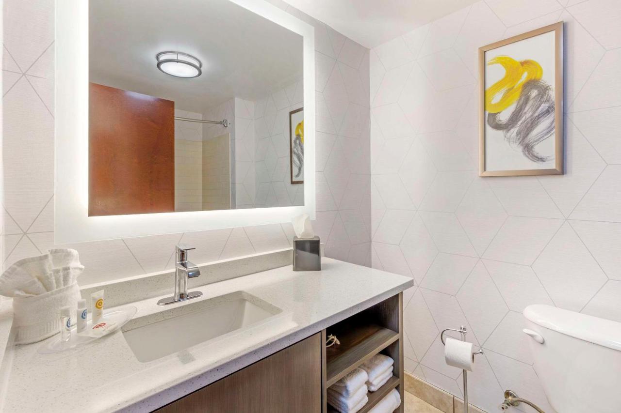 King Suite - Non-Smoking at Comfort Suites Whitsett - Greensboro East