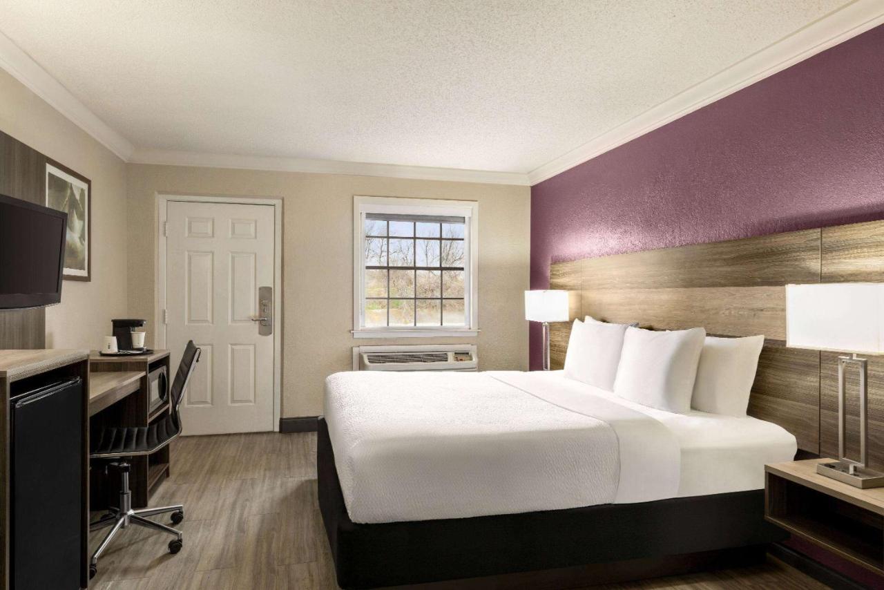 Deluxe King Suite - Non-Smoking at La Quinta Inn by Wyndham San Antonio Lackland