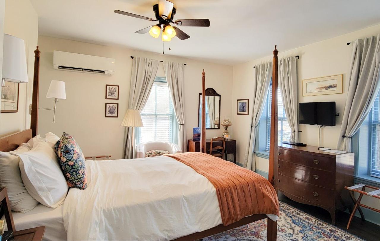 | Pheasant Field Bed and Breakfast
