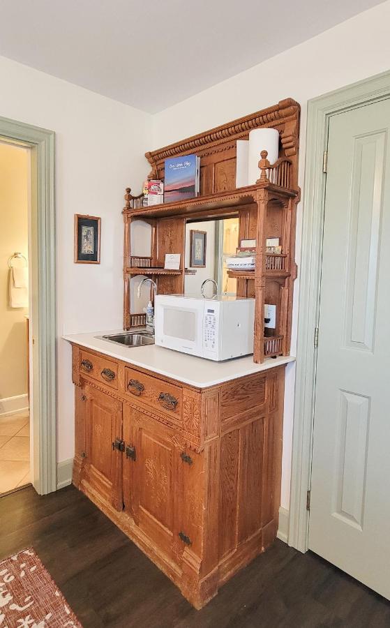 | Pheasant Field Bed and Breakfast