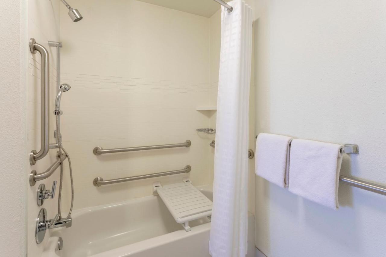 Queen Studio with Sofa Bed at Residence Inn by Marriott Minneapolis St. Paul/Roseville