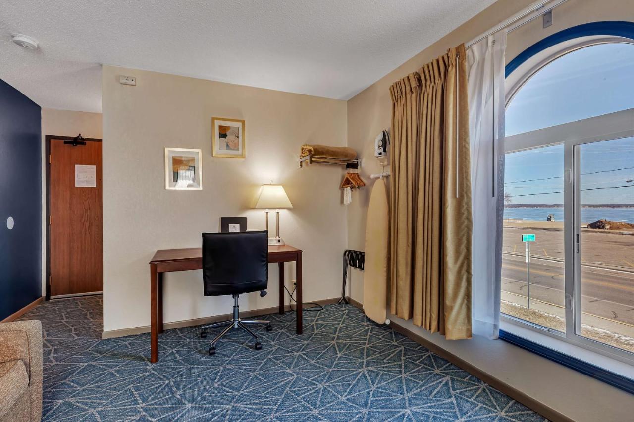  | SureStay Hotel by Best Western Spicer
