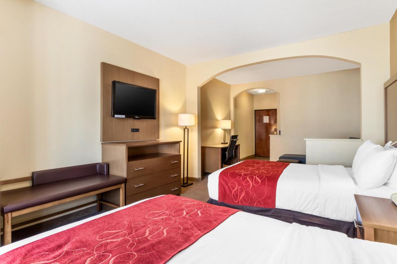 Double Suite at Comfort Suites Bush Intercontinental Airport