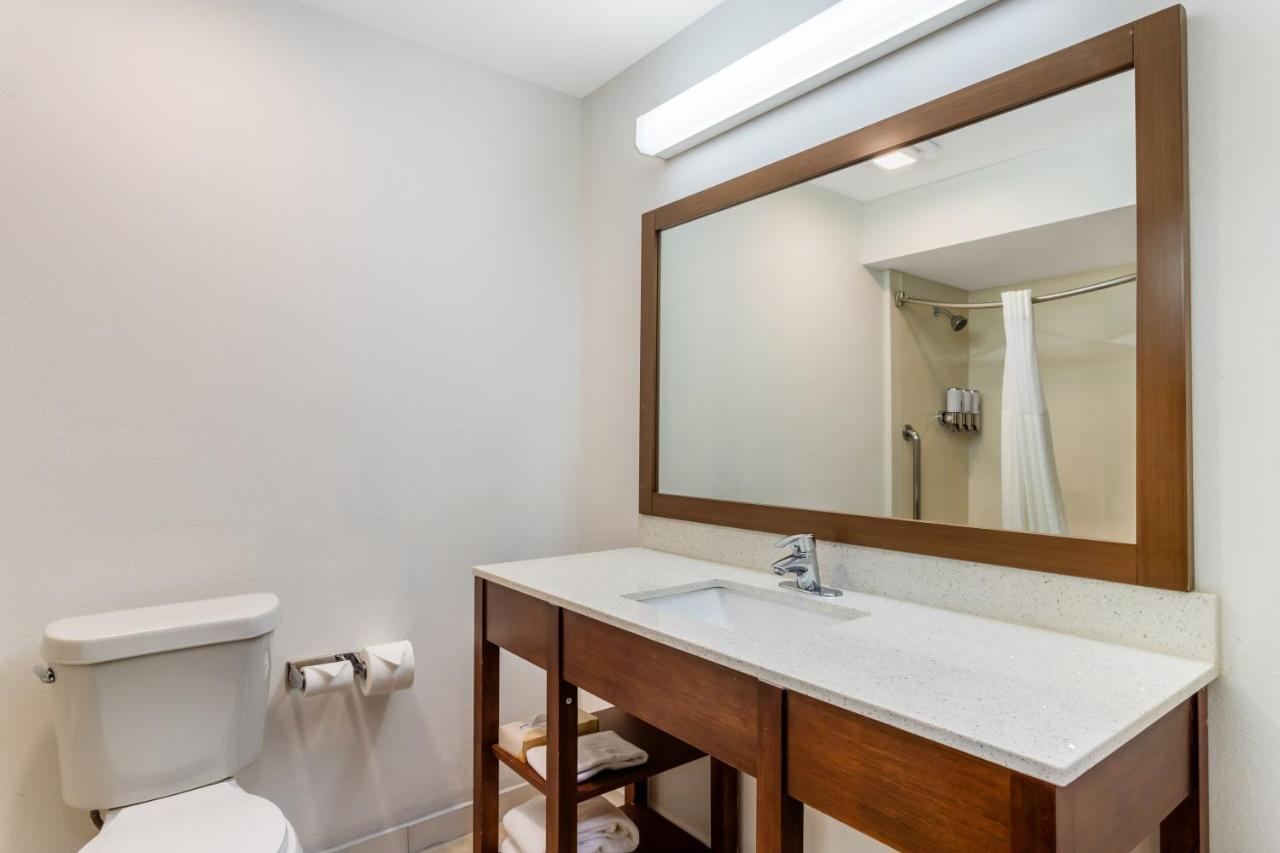 Double Suite at Comfort Suites Bush Intercontinental Airport