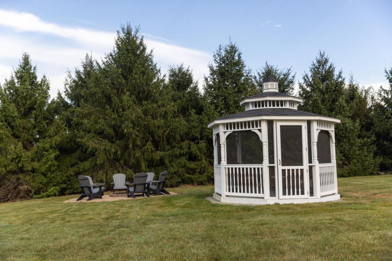 | Hillside Inn