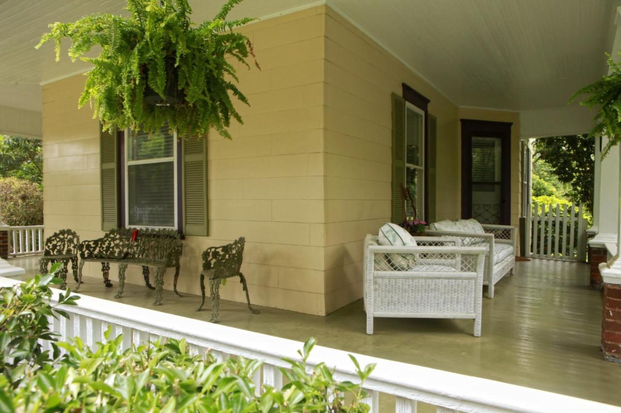 | The Dailey Renewal Retreat B & B