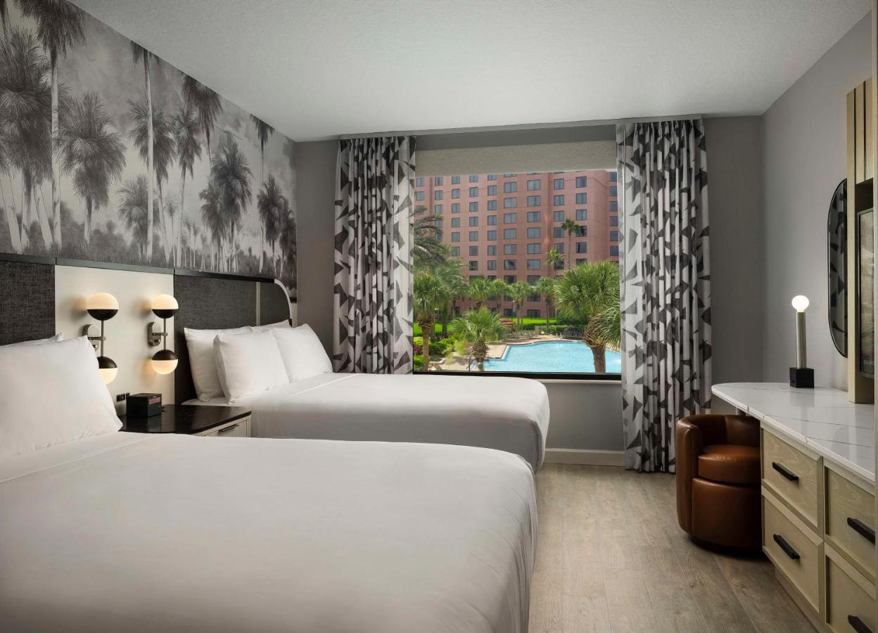 Queen Suite with Pool View at Caribe Royale Orlando, WorldHotels Elite