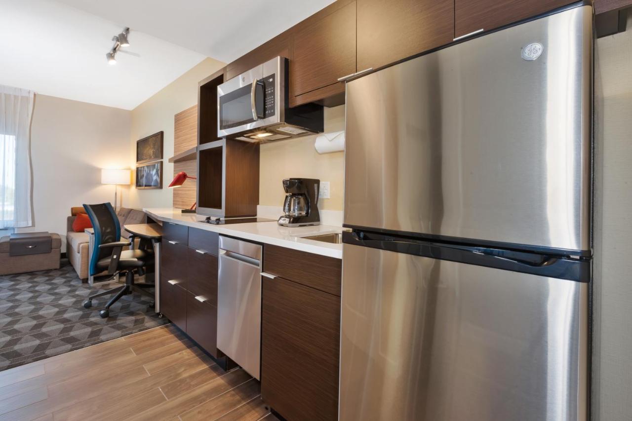 Studio, 1 King, Sofa bed at TownePlace Suites by Marriott Grand Rapids Airport Southeast