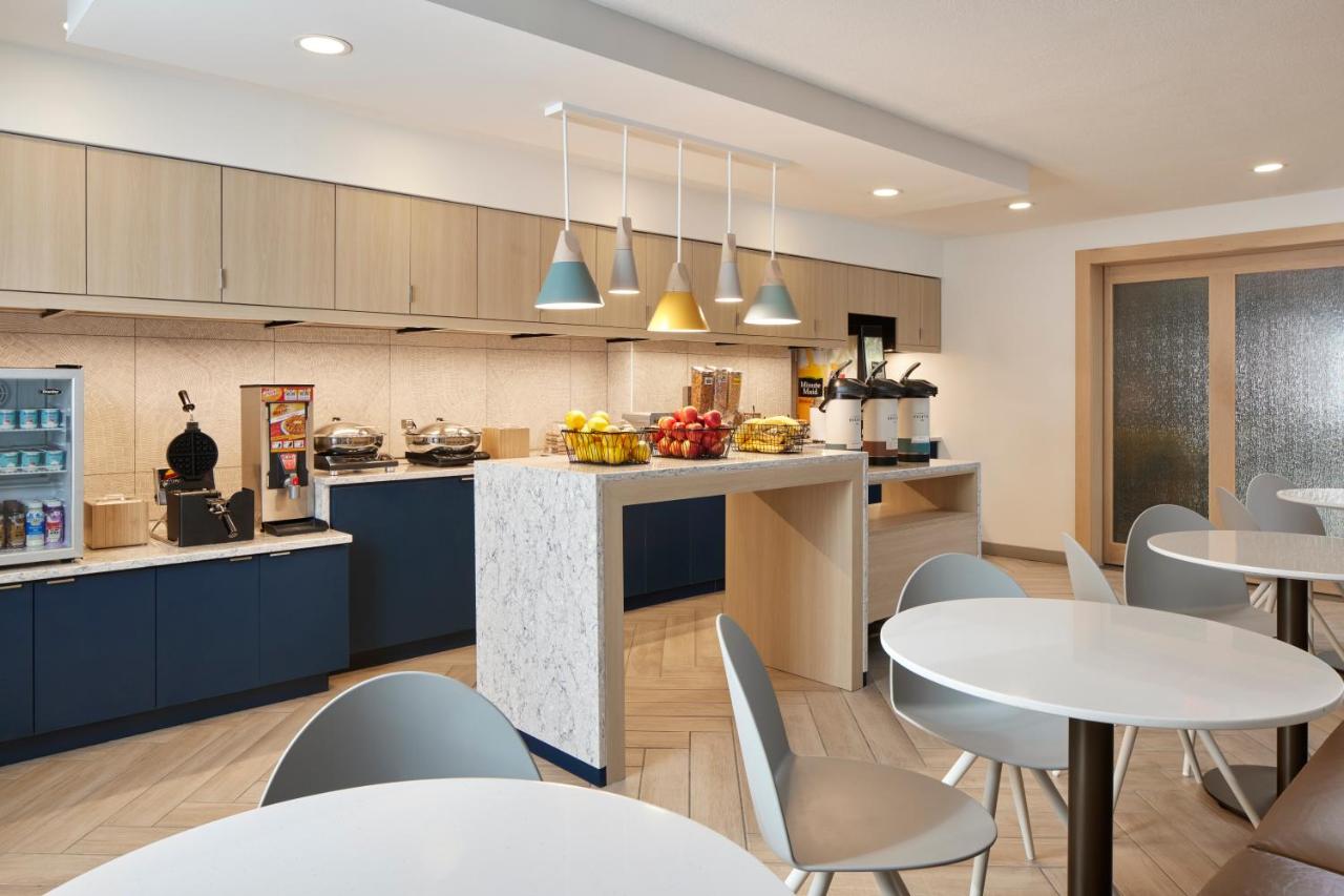 | TownePlace Suites Marriott Dulles Airport