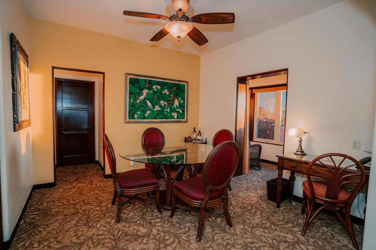 Family Suite at Pantai Inn