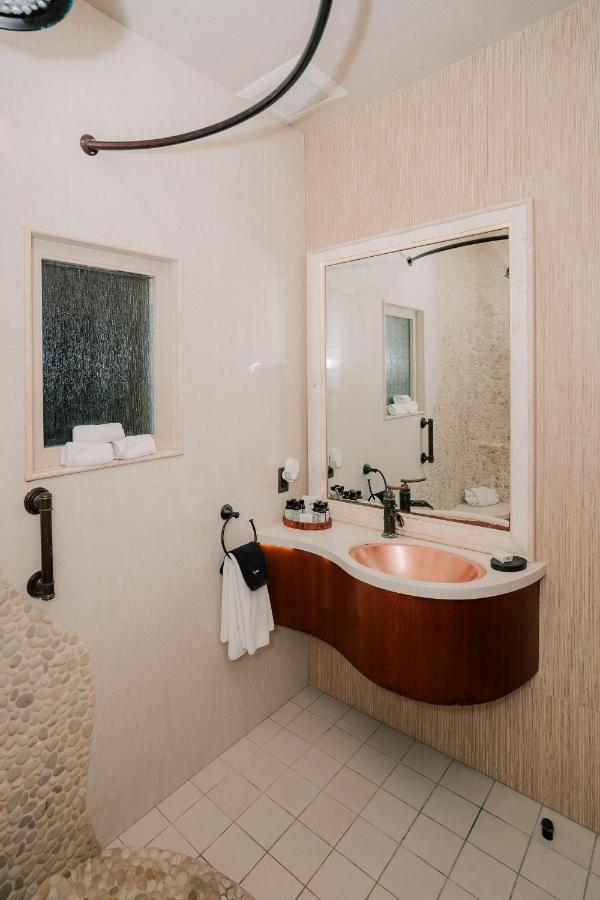 Family Suite at Pantai Inn