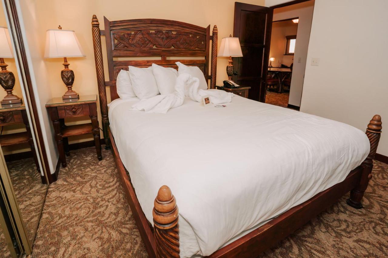 Family Suite at Pantai Inn