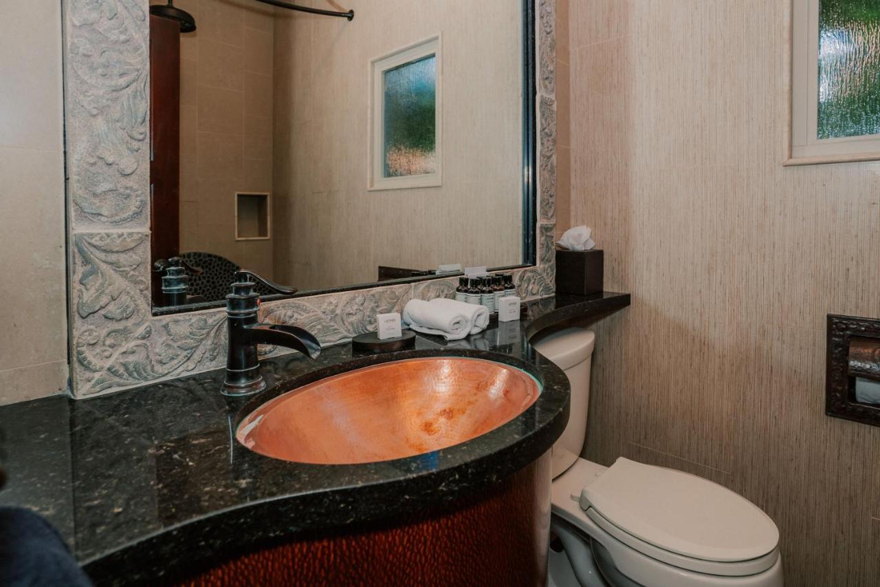 Suite at Pantai Inn