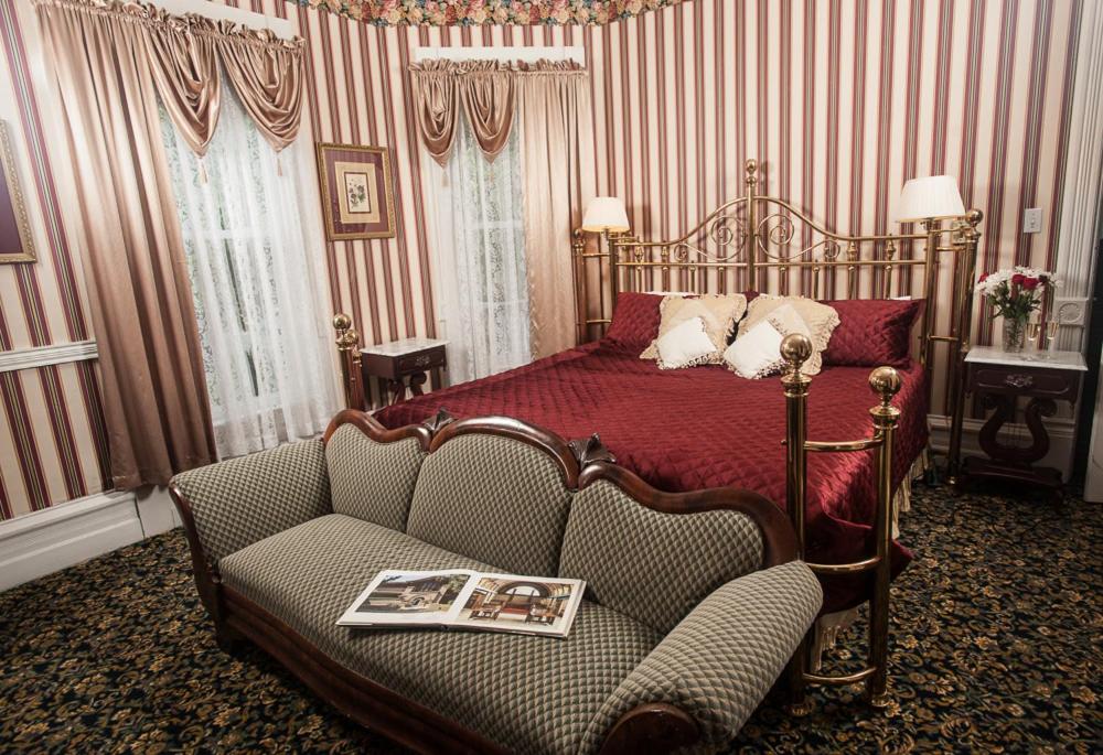  | Market Street Inn