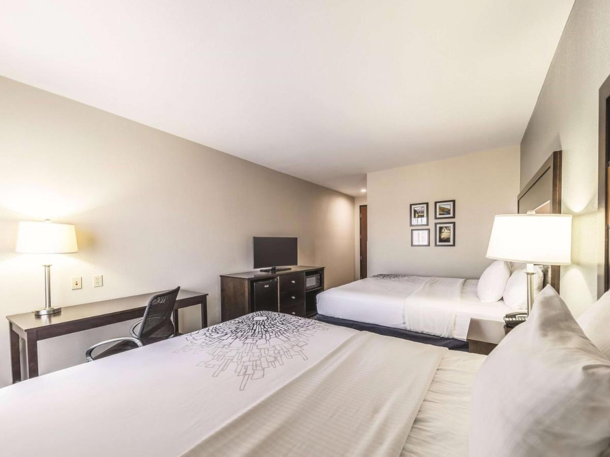 Double Room with Two Double Beds at La Quinta Inn & Suites by Wyndham Tulsa - Catoosa Route 66