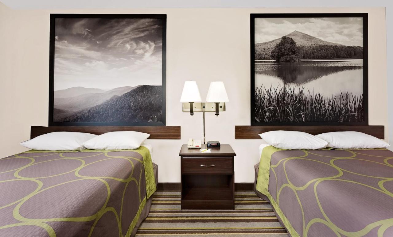 Queen Room with Two Queen Beds - Non-Smoking at Super 8 by Wyndham Waynesboro