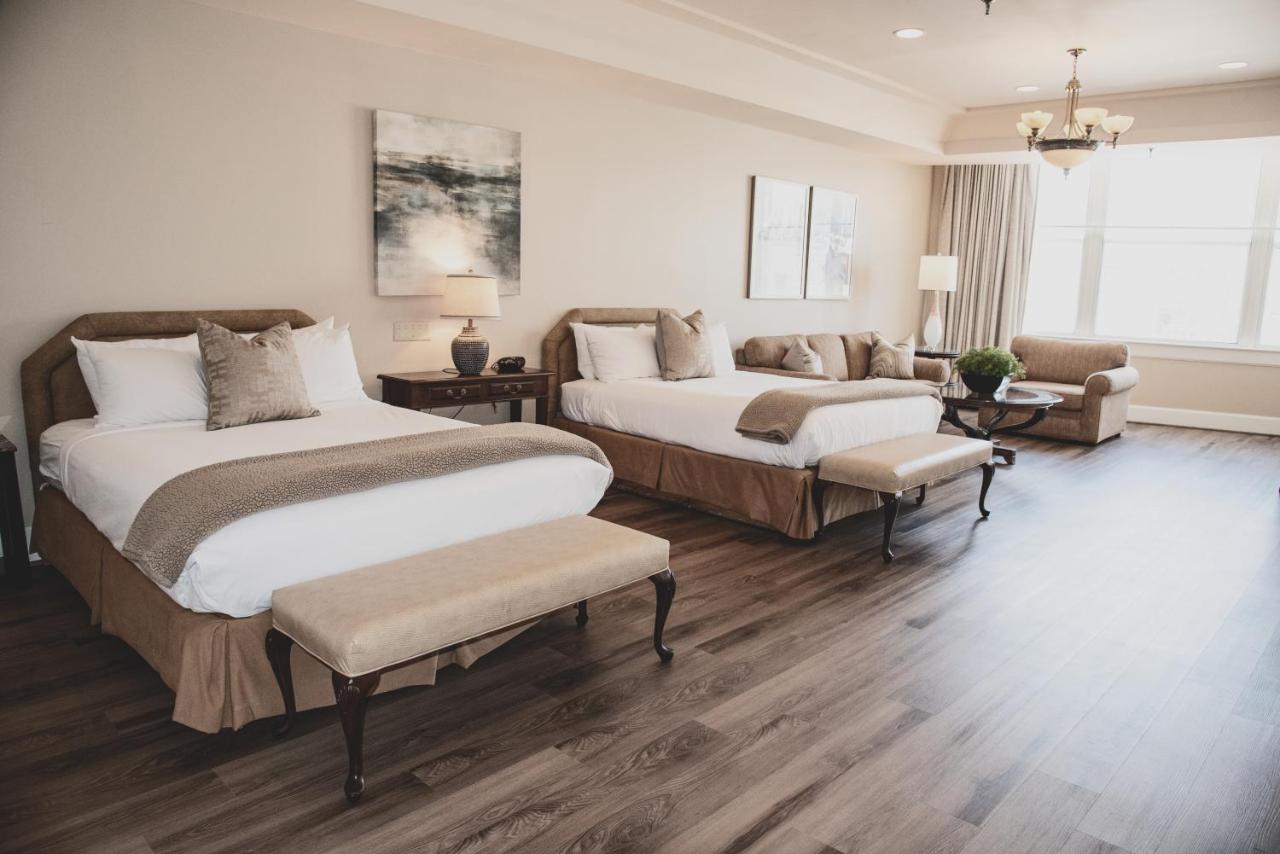 Superior Queen Suite with Two Queen Beds and Sofabed - Non Smoking at Haywood Park Hotel, an Ascend Collection Hotel