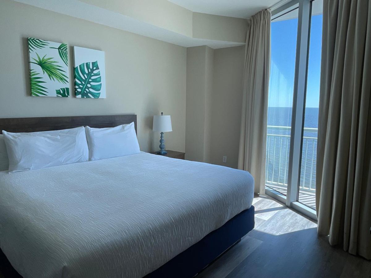 Two Bedroom One and a Half Bath Suite, Full Ocean View at Days Inn by Wyndham Biloxi Beach