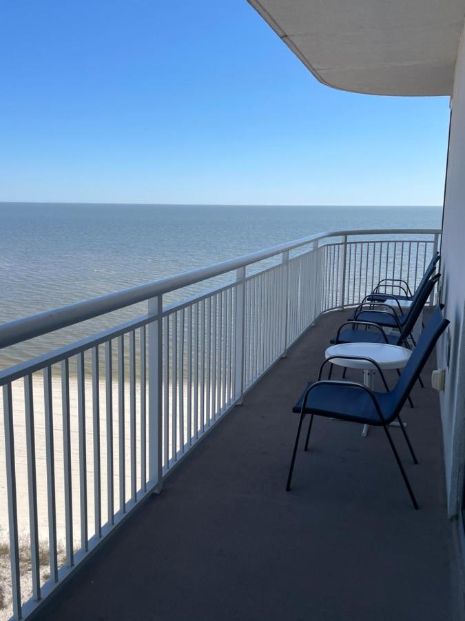 Two Bedroom Two Bathroom Suite, Partial Ocean View at Days Inn by Wyndham Biloxi Beach