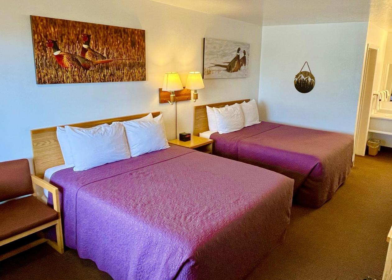 | Red Bear Inn