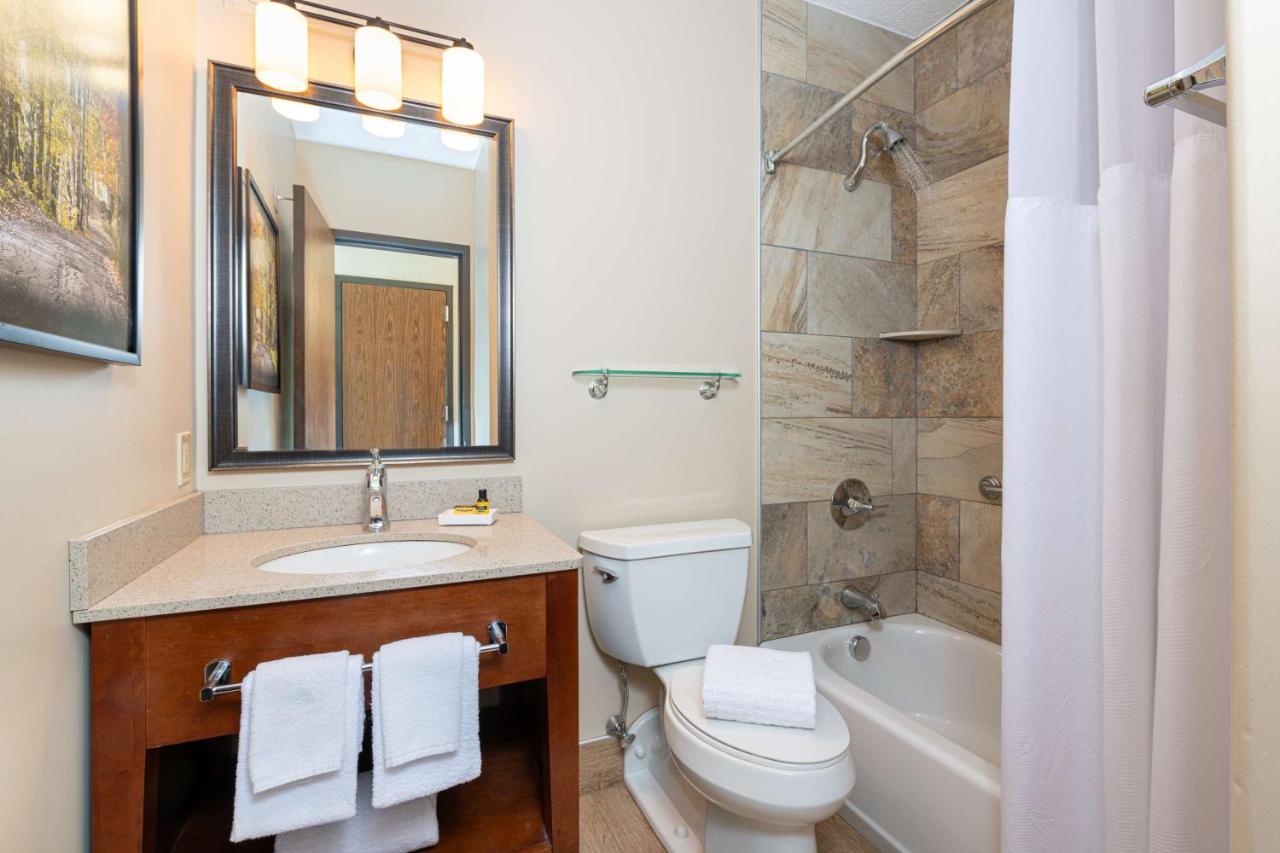 Room with Two Double Beds at Best Western Plus Waterbury - Stowe