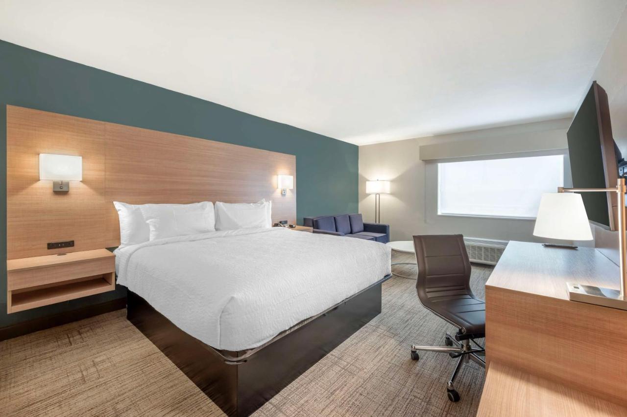 King Room with Spa Bath - Non-Smoking at Best Western River Cities