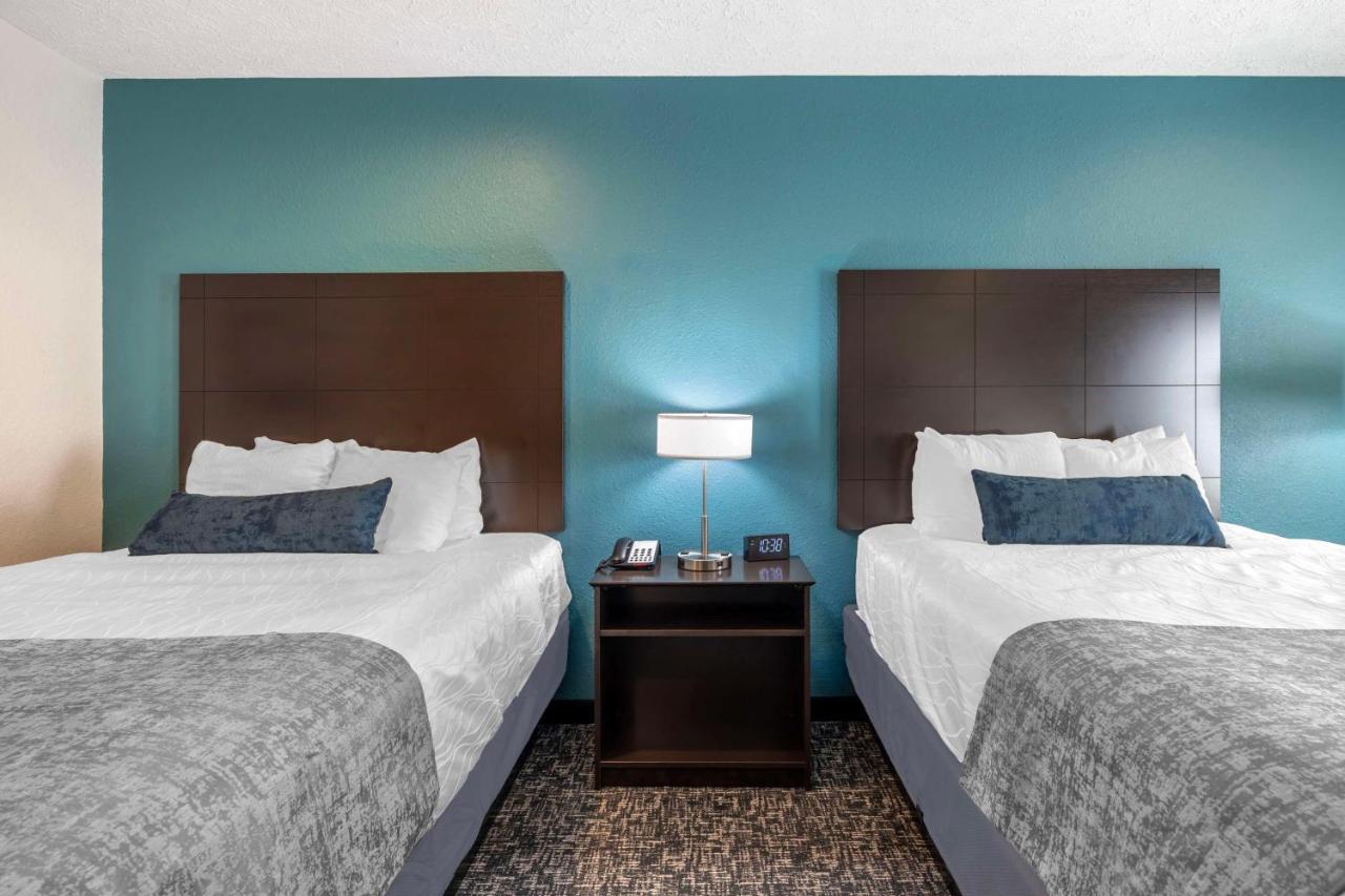 Queen Room with Two Queen Beds at Best Western Plus Owensboro